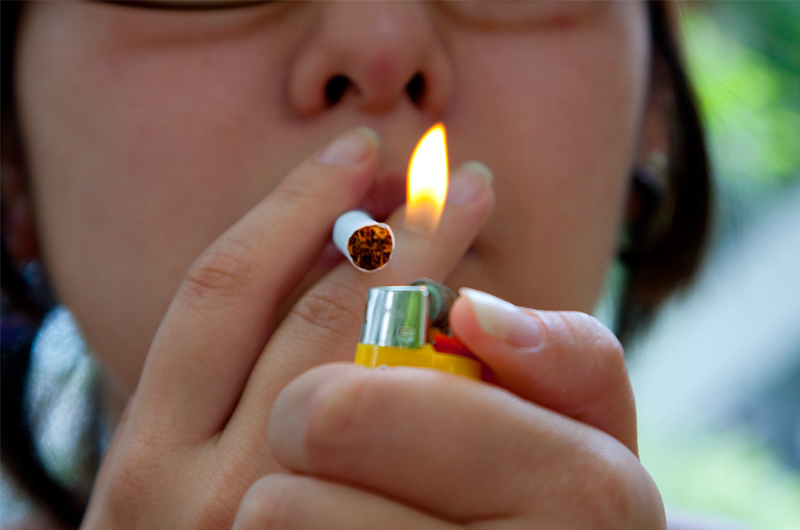 Doenças ligadas ao tabaco matam 1 pessoa a cada 6 segundos, diz OMS